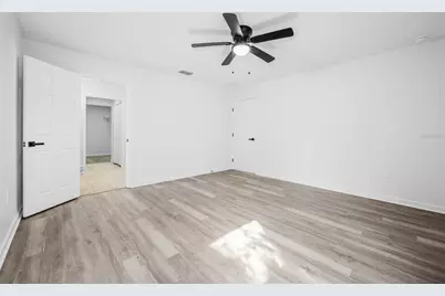 1523 NE 1st Avenue, Gainesville, FL 32641 - Photo 12