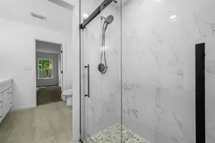 1523 NE 1st Ave, Gainesville, FL 32641 - Photo 20