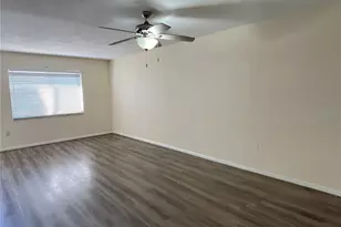 501 SW 75th St, Gainesville, FL 32607 - Photo 4