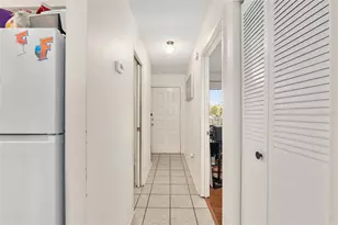 2735 SW 35th Pl, Gainesville, FL 32608 - Photo 10