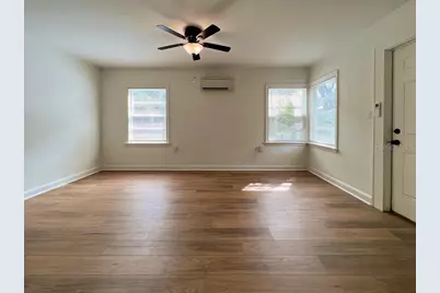 1122 NW 4th Avenue, Gainesville, FL 32601 - Photo 10