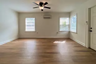 1122 NW 4th Ave, Gainesville, FL 32601 - Photo 10