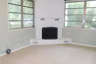 118 NW 35th Ter, Gainesville, FL 32607 - Photo 4