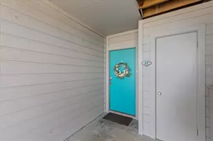 11 Old Mill Dr, Cedar Key, FL 32625 - Photo 2