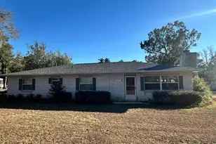 3010 NE 98th Ln, Anthony, FL 32617 - Photo 1