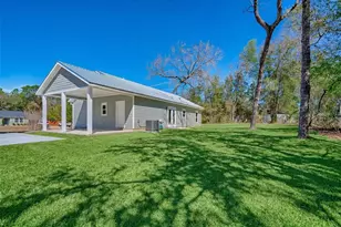 484 SE 44th St, Keystone Heights, FL 32656 - Photo 2