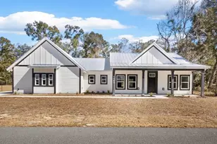 9140 Dorie Dr, Fanning Springs, FL 32693 - Photo 1