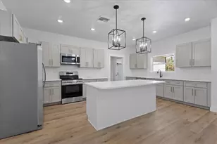 9140 Dorie Dr, Fanning Springs, FL 32693 - Photo 14