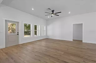 9140 Dorie Dr, Fanning Springs, FL 32693 - Photo 8