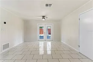 3601 NW 19th St, Gainesville, FL 32605 - Photo 8