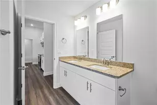 483 SW Bellflower Dr, Lake City, FL 32024 - Photo 8