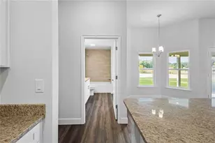 483 SW Bellflower Dr, Lake City, FL 32024 - Photo 12