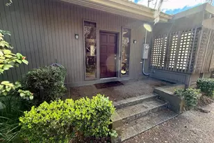 21 SW 23rd Terrace, Gainesville, FL 32607 - Photo 2