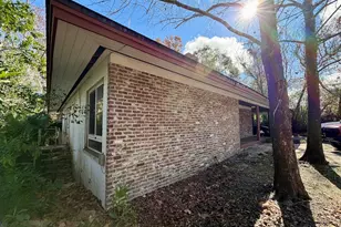 111 SW 23rd Terrace, Gainesville, FL 32607 - Photo 4