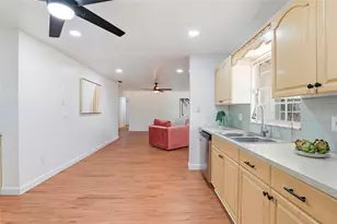 10002 NW 6th Pl, Gainesville, FL 32607 - Photo 16