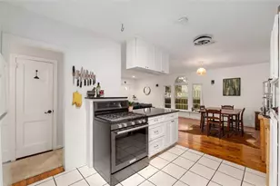 929 NE 7th Ave, Gainesville, FL 32601 - Photo 14