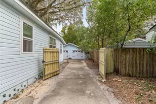 929 NE 7th Ave, Gainesville, FL 32601 - Photo 44