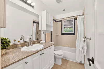 929 NE 7th Avenue, Gainesville, FL 32601 - Photo 30
