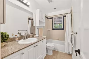929 NE 7th Ave, Gainesville, FL 32601 - Photo 30