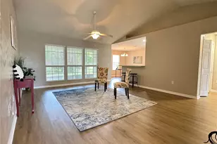 25322 NW 10 Ave, Newberry, FL 32669 - Photo 2