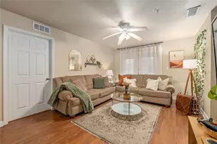 835 SW 9th St, Gainesville, FL 32601 - Photo 12