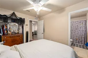 835 SW 9th St, Gainesville, FL 32601 - Photo 26