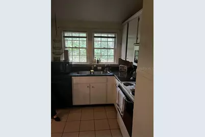 1118 NW 10th Avenue, Gainesville, FL 32601 - Photo 8