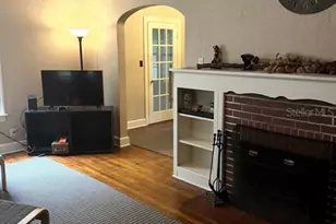 1118 NW 10th Ave, Gainesville, FL 32601 - Photo 10