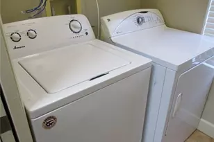 2951 SW 35th Pl, Gainesville, FL 32608 - Photo 8