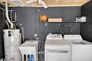 3321 NW 28th Pl, Gainesville, FL 32605 - Photo 24