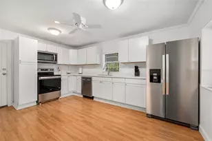 311 NW 8th St, Williston, FL 32696 - Photo 6