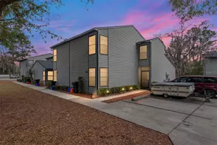 4417 SW 21st Ln, Gainesville, FL 32607 - Photo 2