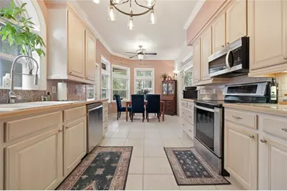 9278 SW 61st Avenue, Gainesville, FL 32608 - Photo 8