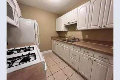 1700 SW 16th Court #L6, Gainesville, FL 32608 - Photo 6