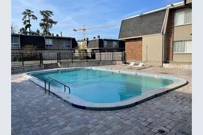 1700 SW 16th Court #L6, Gainesville, FL 32608 - Photo 10