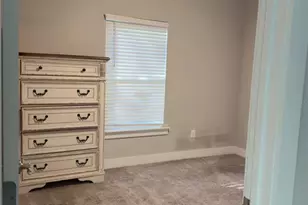 290 SW Fieldstone Ct, Lake City, FL 32024 - Photo 2