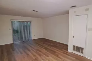 3925 SW 26th Terrace, Gainesville, FL 32608 - Photo 2