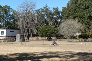 8551 Oglesby Ave, Jacksonville, FL 32220 - Photo 18