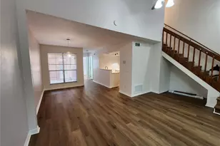 5823 SW 9th Pl, Gainesville, FL 32605 - Photo 4