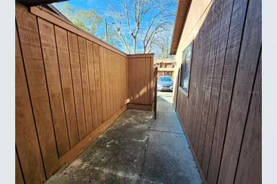 5823 SW 9 Place #H55, Gainesville, FL 32605 - Photo 2