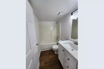 5823 SW 9 Place #H55, Gainesville, FL 32605 - Photo 10