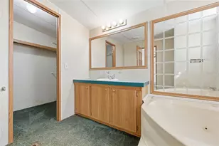 998 SW Spruce Rd, Fort White, FL 32038 - Photo 16