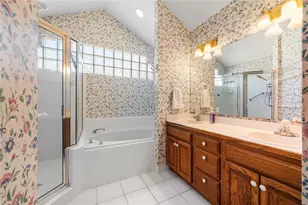 11409 NW 8th Pl, Gainesville, FL 32606 - Photo 18