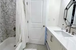 919 SW 6th Ave, Gainesville, FL 32601 - Photo 20
