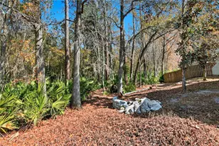 2016 NW 50th Pl, Gainesville, FL 32605 - Photo 18