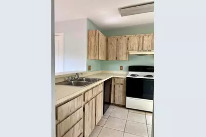 6264 SW 8th Place, Gainesville, FL 32607 - Photo 4