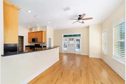 107 NE 4th Street, Gainesville, FL 32601 - Photo 12