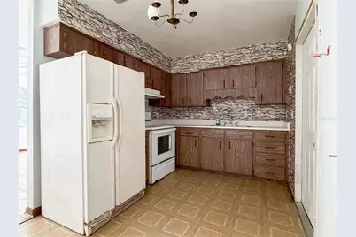 1948 NW 31st Place, Gainesville, FL 32605 - Photo 18