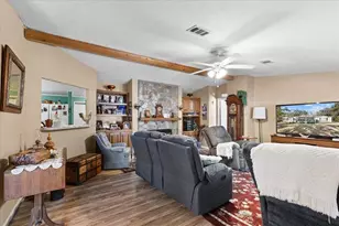 1658 NE 743rd St, Old Town, FL 32680 - Photo 2