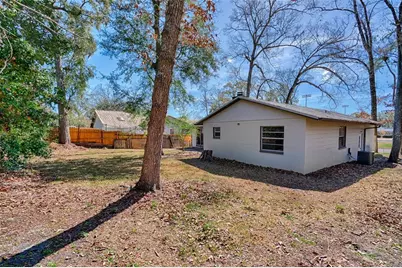 8204 SW 13th Road, Gainesville, FL 32607 - Photo 30